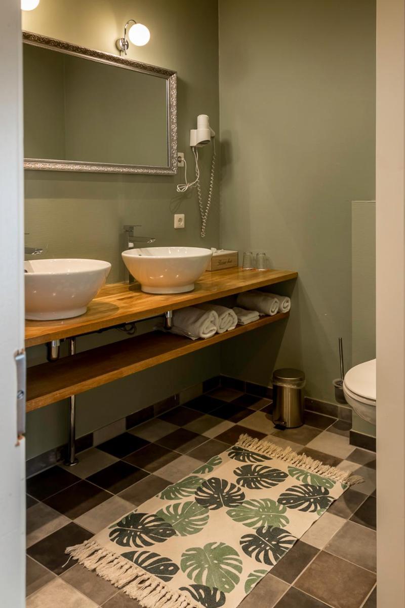 Hotel B&B Hoeve De Vredenhof 추이드라렌 외부 사진