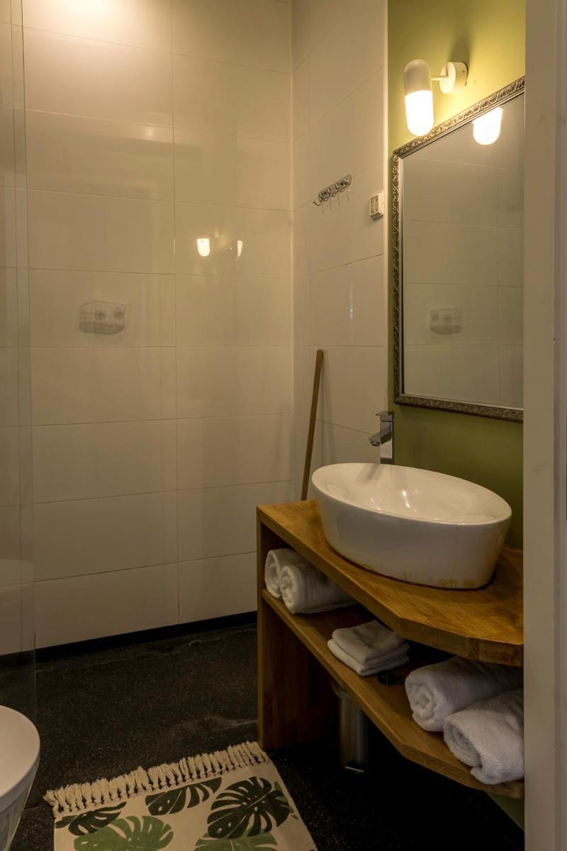 Hotel B&B Hoeve De Vredenhof 추이드라렌 외부 사진